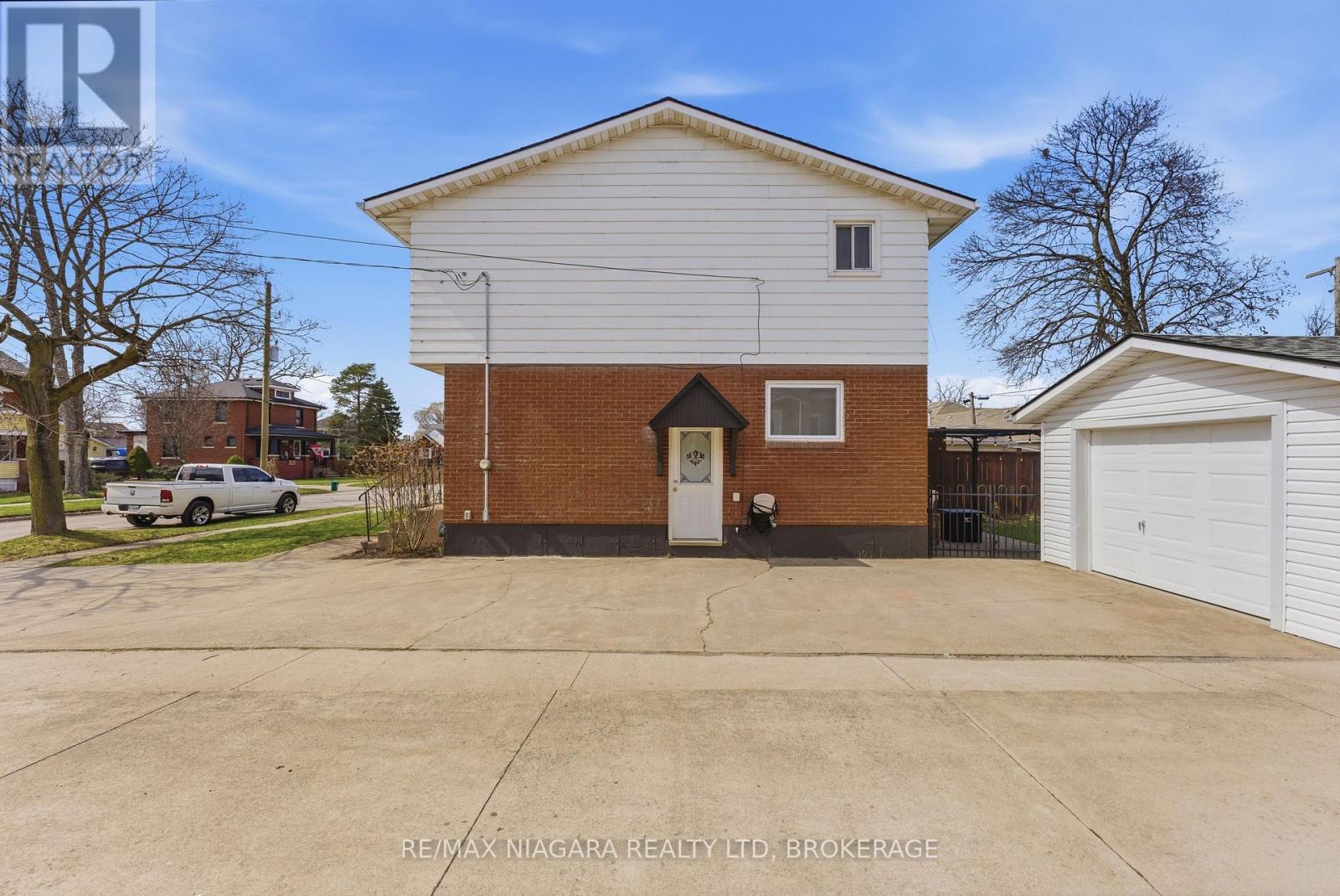 8102 Lamont Avenue, Niagara Falls (Chippawa), Ontario  L2G 6V5 - Photo 29 - X12940196