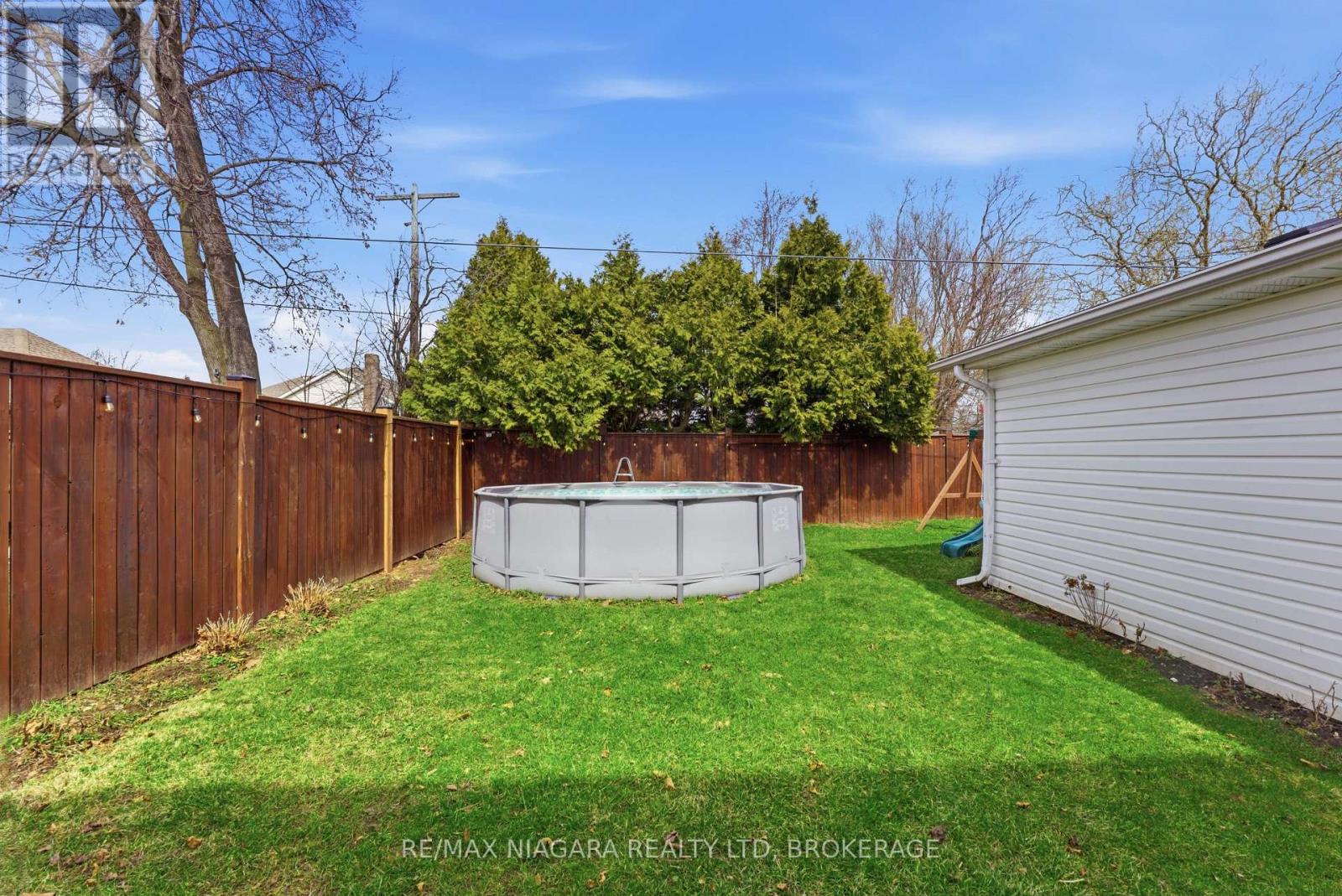 8102 Lamont Avenue, Niagara Falls (Chippawa), Ontario  L2G 6V5 - Photo 30 - X12940196