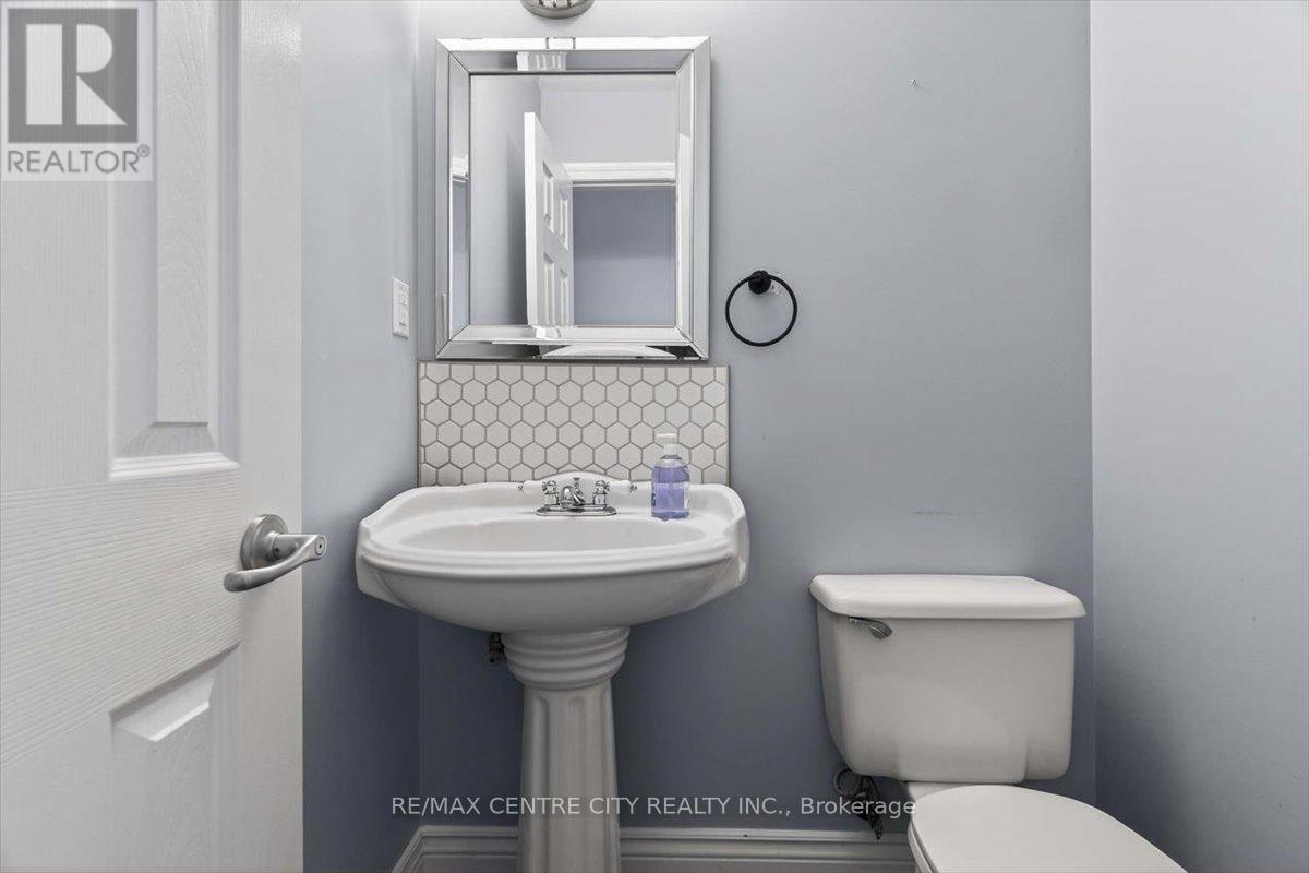 45 Chaucer Road, London South, Ontario  N6K 1V4 - Photo 17 - X12761752