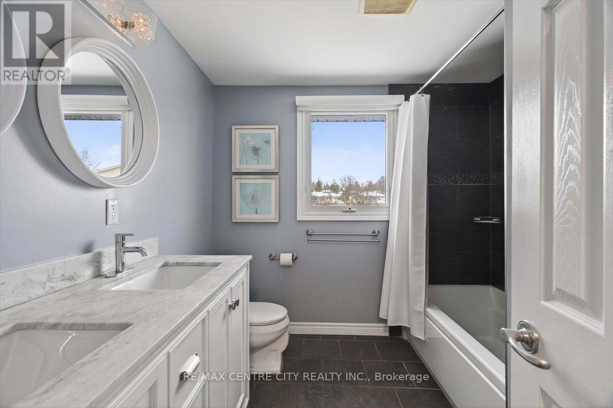 45 Chaucer Road, London South, Ontario  N6K 1V4 - Photo 21 - X12761752