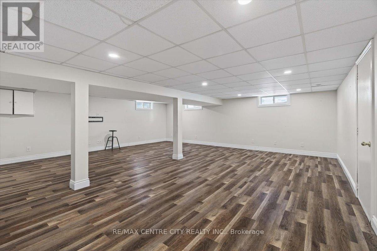 45 Chaucer Road, London South, Ontario  N6K 1V4 - Photo 30 - X12761752