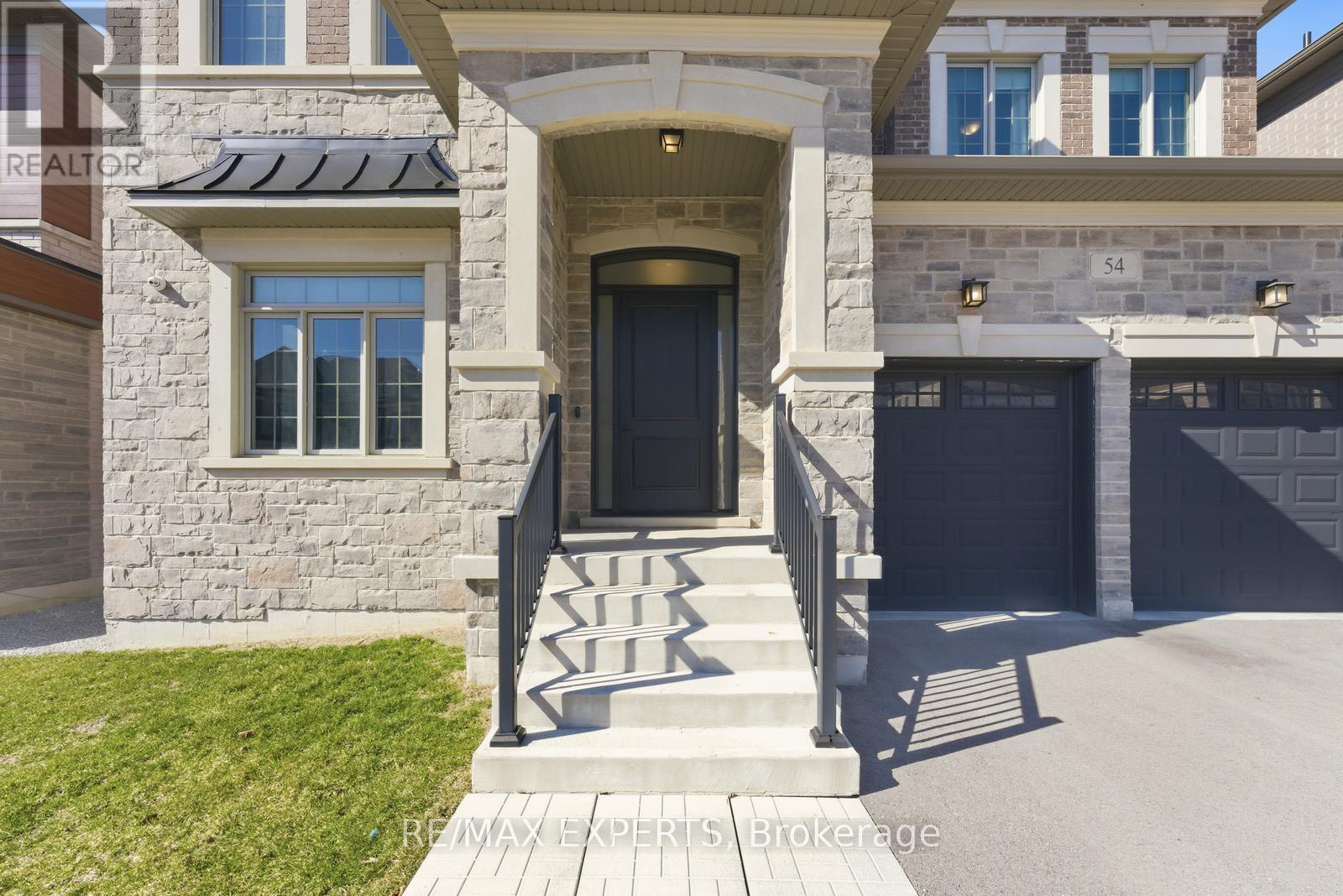54 Winthrop Crescent, Vaughan (Vellore Village), Ontario  L3L 0E5 - Photo 2 - N12940190