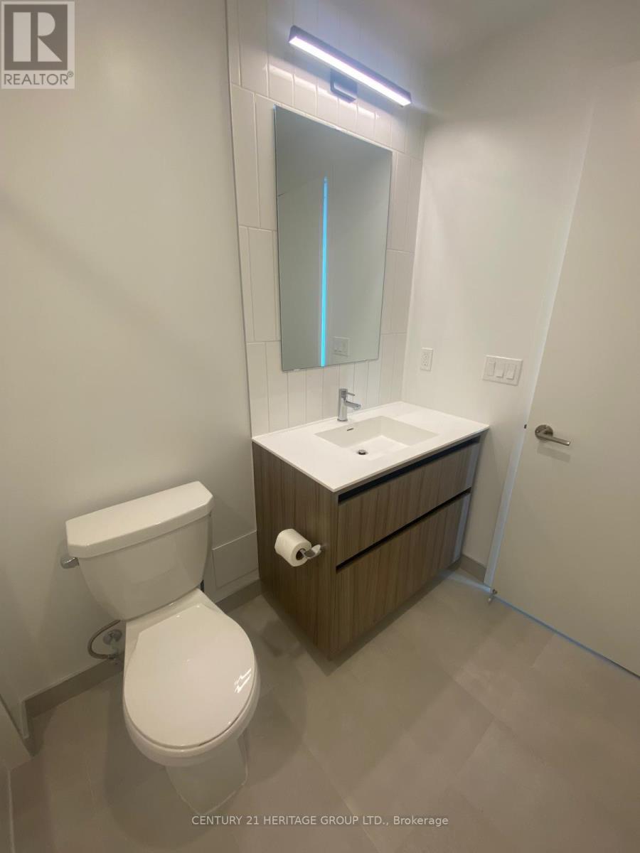 803 - 8 Beverley Glen Boulevard, Vaughan, Ontario  L4K 0L5 - Photo 8 - N12940268