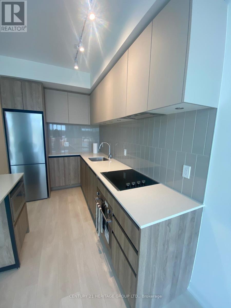 803 - 8 Beverley Glen Boulevard, Vaughan, Ontario  L4K 0L5 - Photo 9 - N12940268