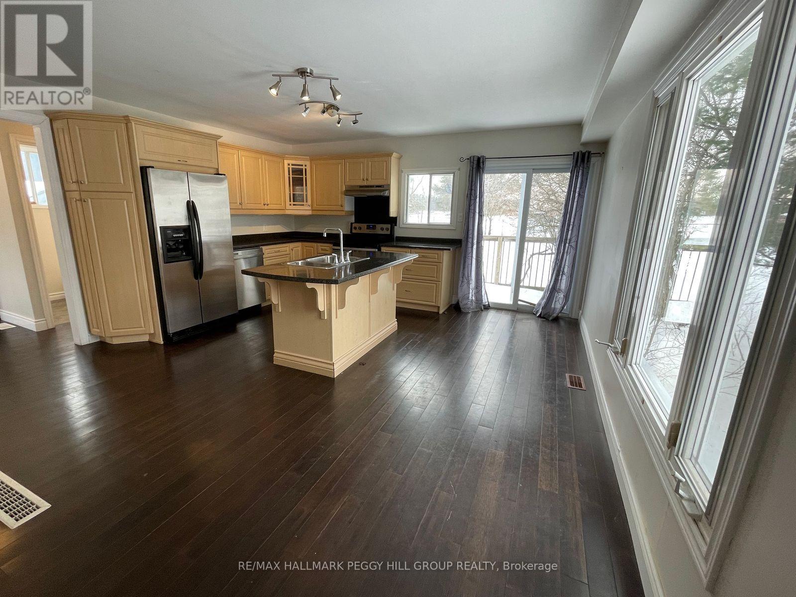 1 - 126 Robert Street E, Penetanguishene, Ontario  L9M 1J2 - Photo 8 - S12940180