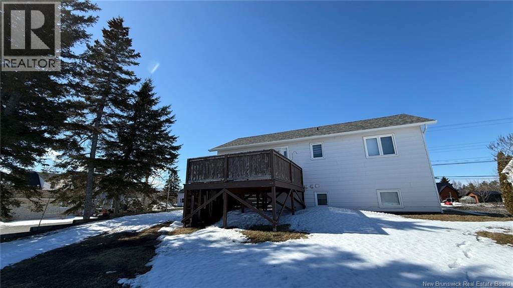 326 1ere Rue, Shippagan, New Brunswick  E8S 1T3 - Photo 14 - NB136212