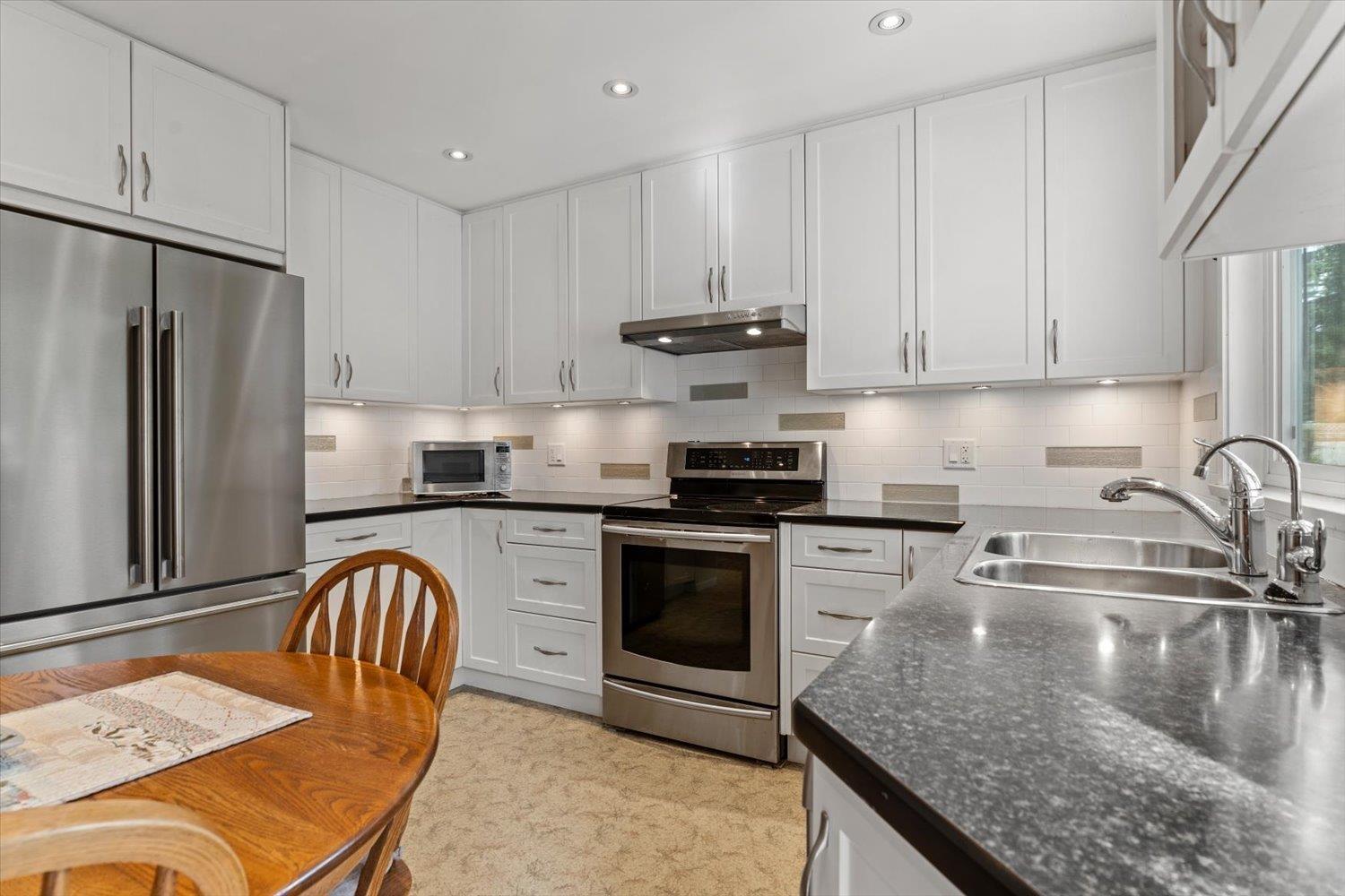 34508 Eton Crescent, Abbotsford, British Columbia  V2S 4W3 - Photo 9 - R3104794