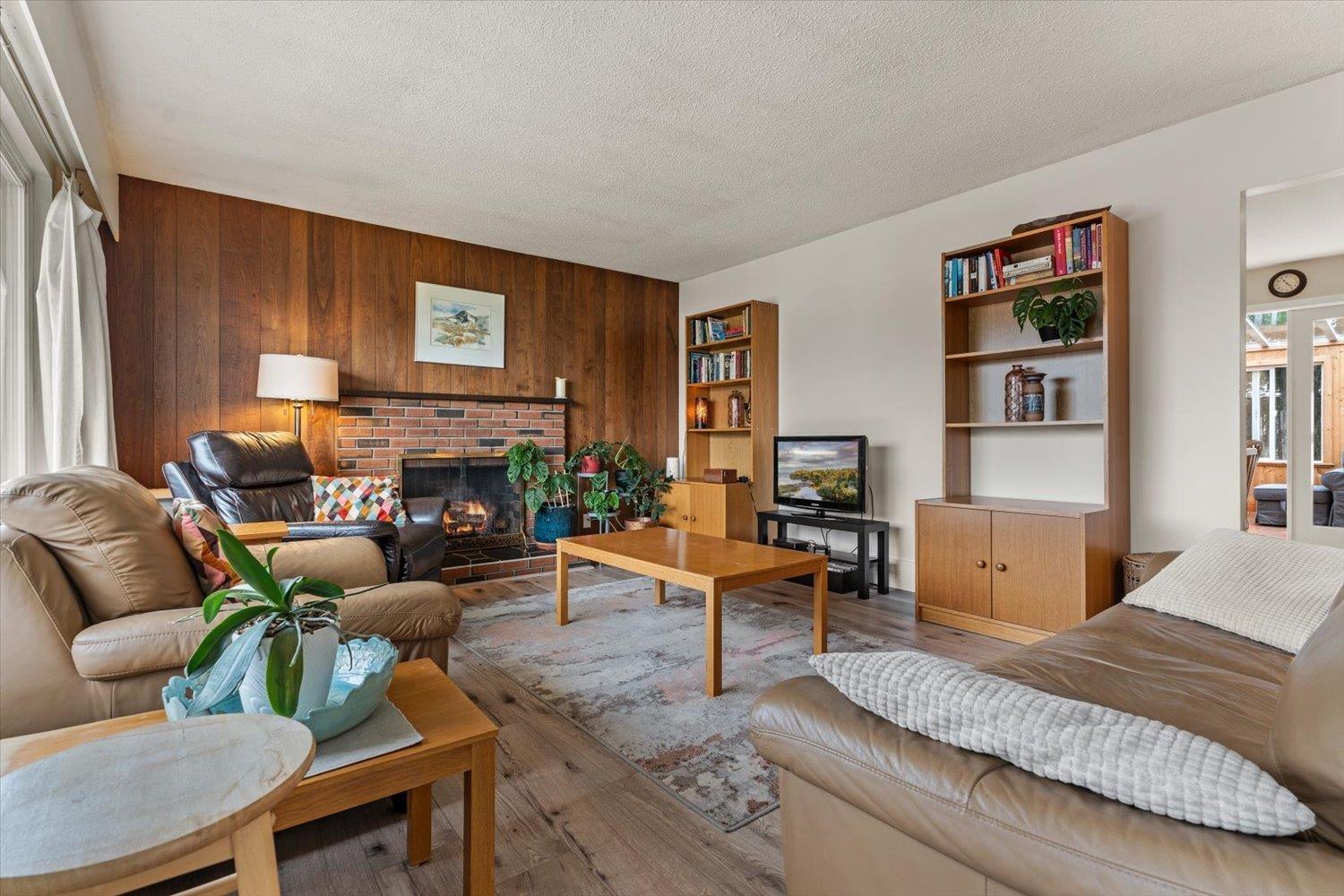 34508 Eton Crescent, Abbotsford, British Columbia  V2S 4W3 - Photo 3 - R3104794