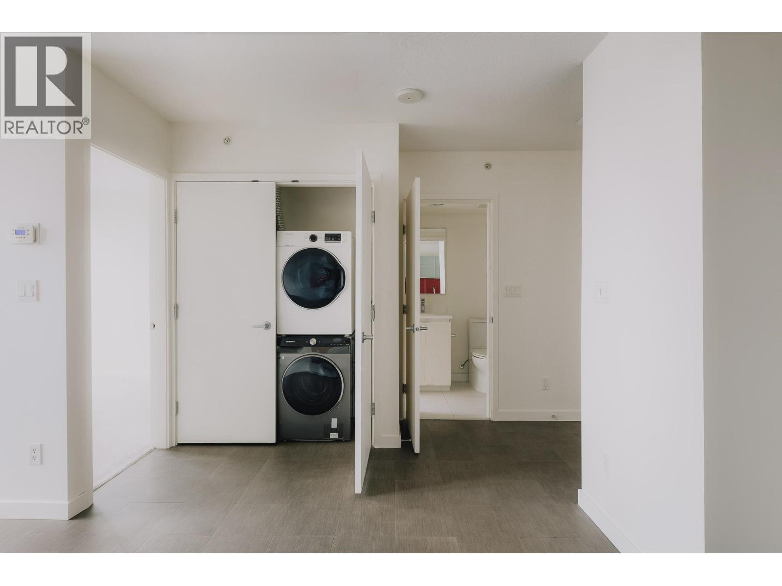 609 66 W Cordova Street, Vancouver, British Columbia  V6B 0L2 - Photo 3 - R3087196