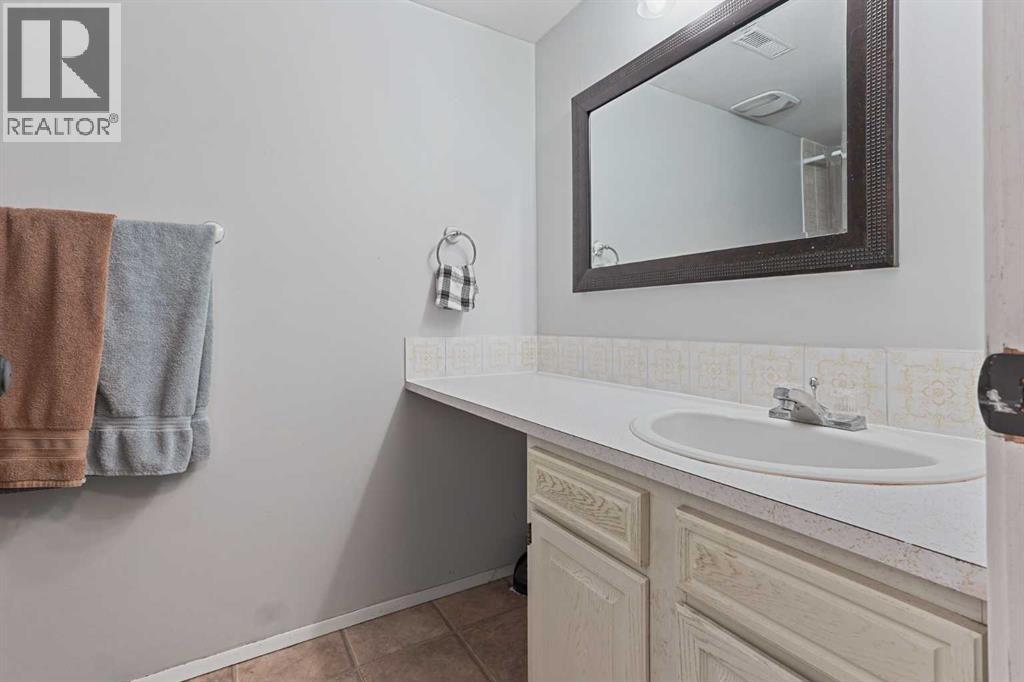 36, 5 Acadia Road W, Lethbridge, Alberta  T1K 3X8 - Photo 12 - A2297628