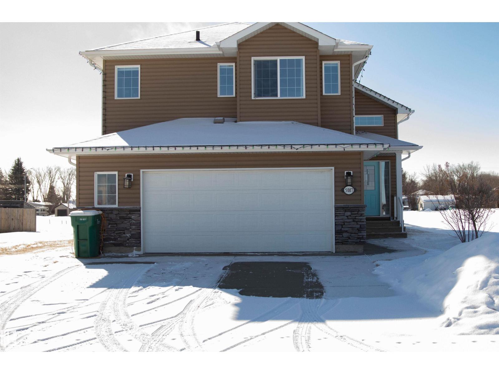 5007 55 AV, redwater, Alberta