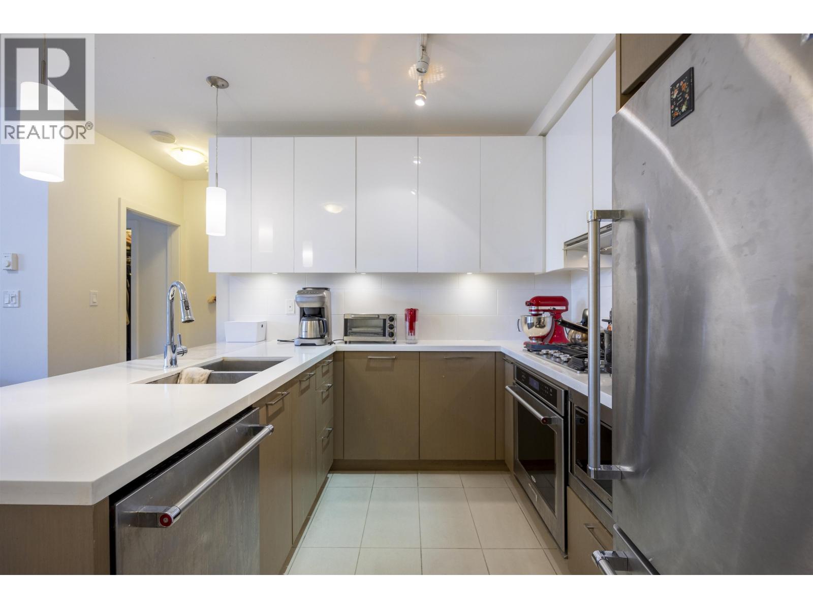 605 3080 Lincoln Avenue, Coquitlam, British Columbia  V3B 0L9 - Photo 10 - R3105136