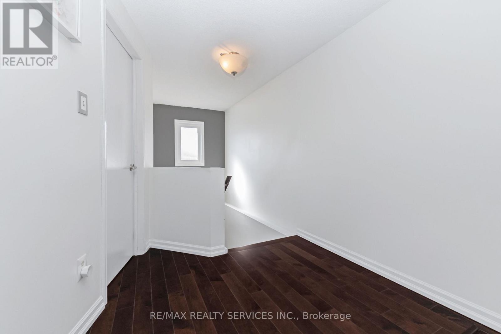 4 Scribner Court, Brampton, Ontario  L6Z 2N1 - Photo 21 - W12940156