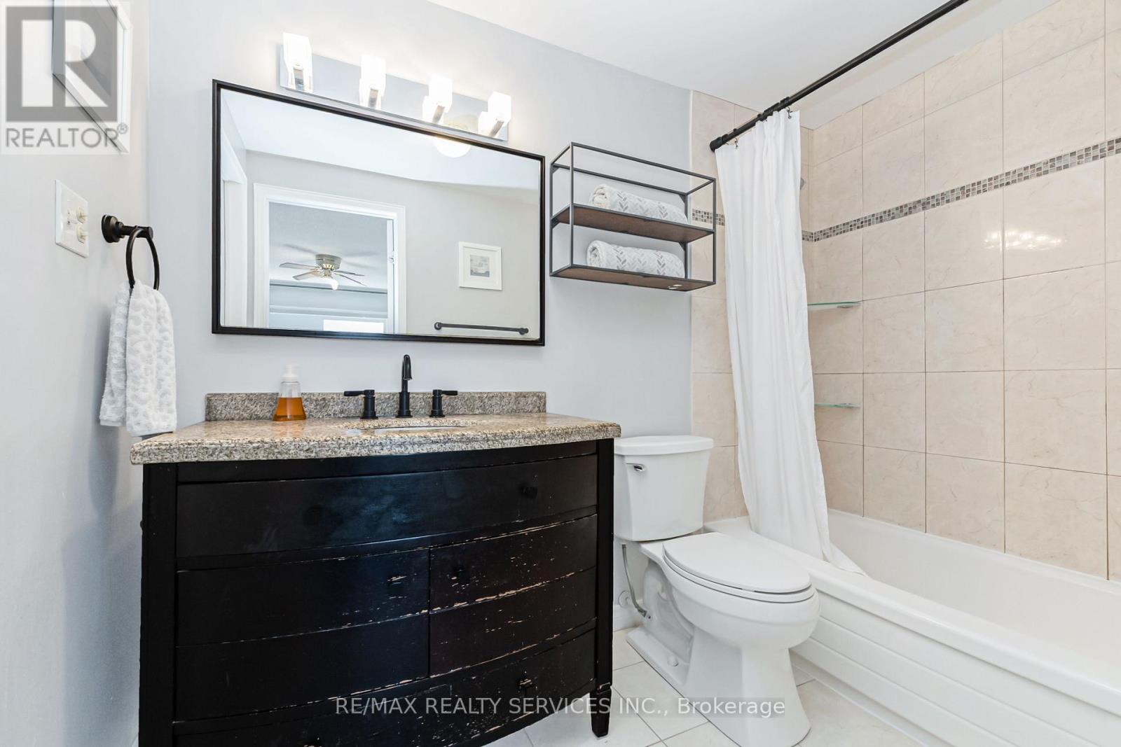 4 Scribner Court, Brampton, Ontario  L6Z 2N1 - Photo 25 - W12940156