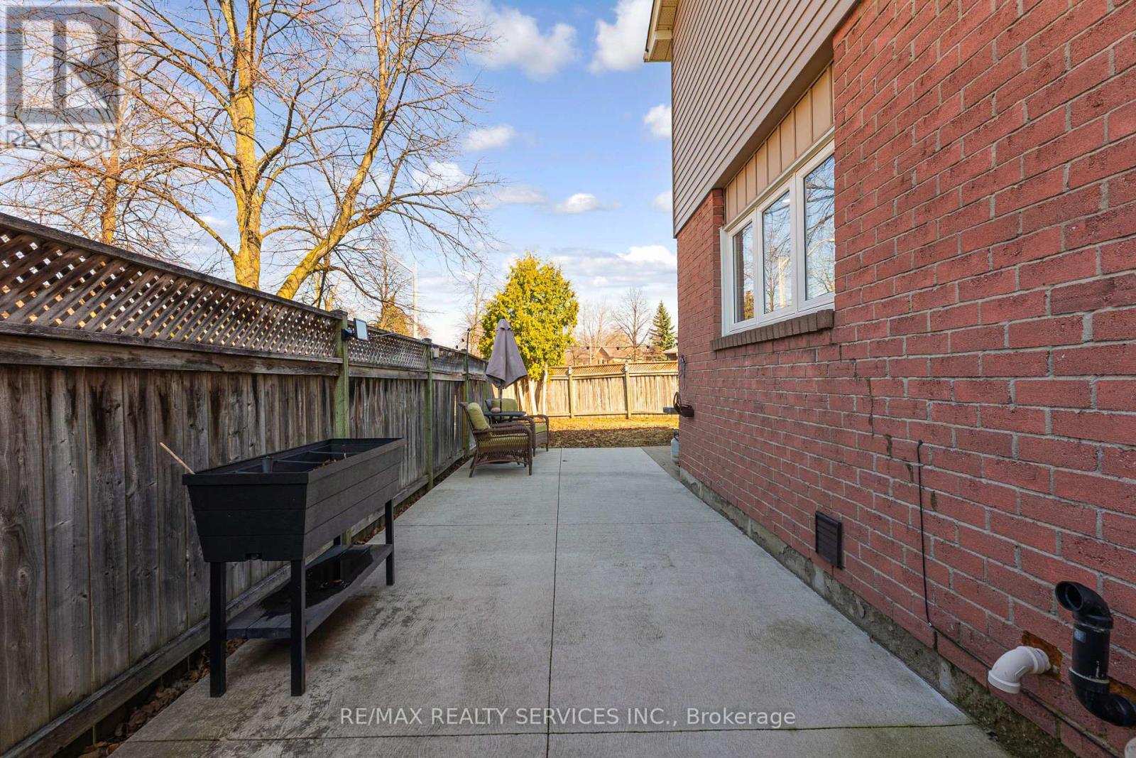 4 Scribner Court, Brampton, Ontario  L6Z 2N1 - Photo 43 - W12940156