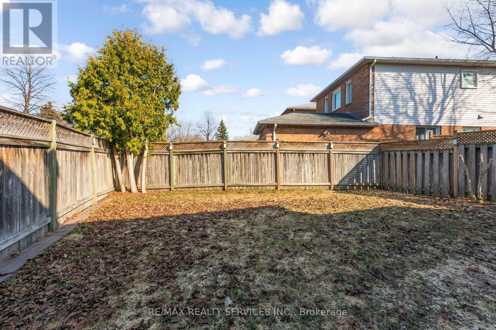 4 Scribner Court, Brampton, Ontario  L6Z 2N1 - Photo 46 - W12940156