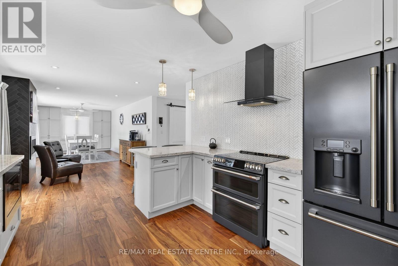 28 Starrview Crescent, Orangeville, Ontario  L9W 3B1 - Photo 22 - W12940182