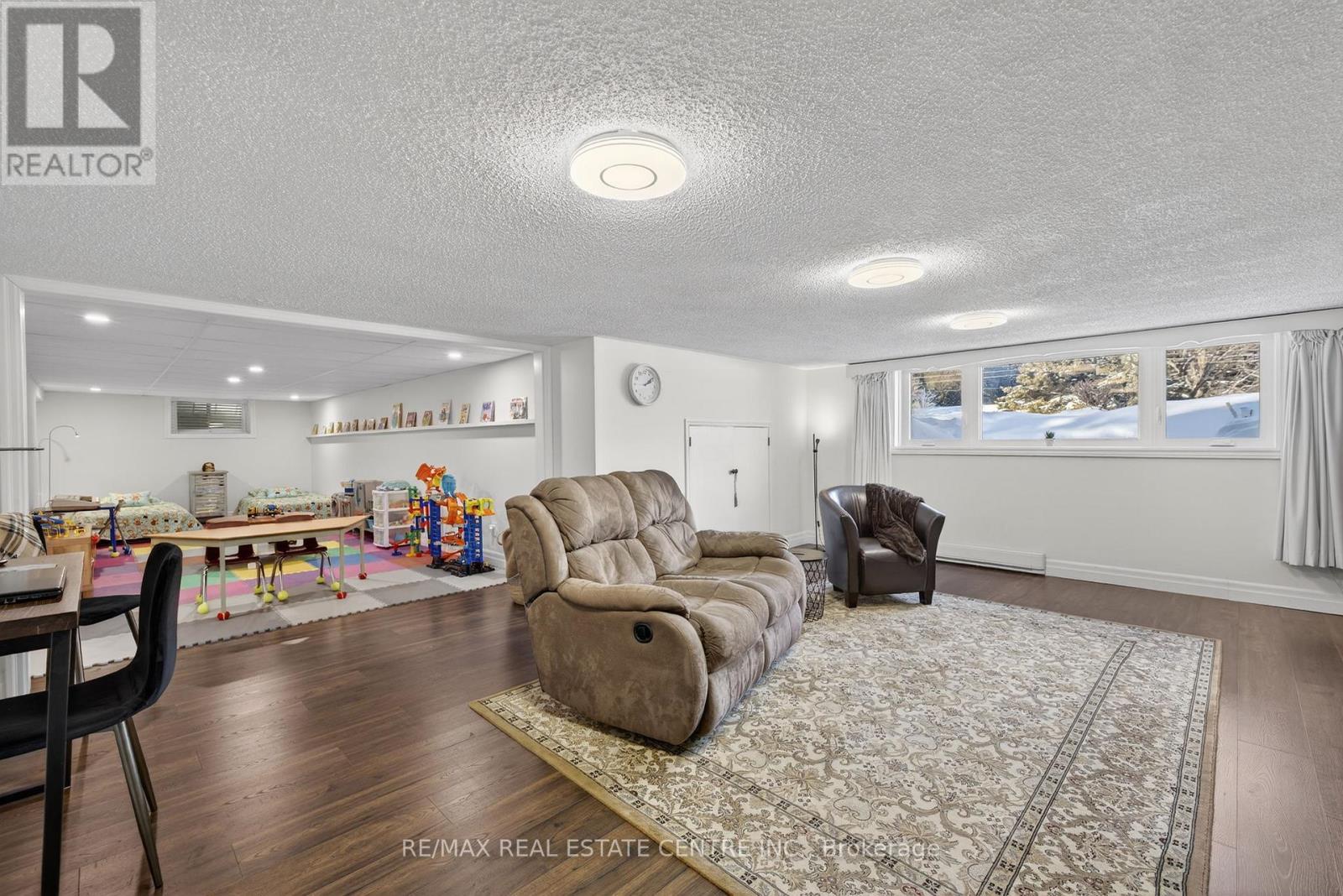 28 Starrview Crescent, Orangeville, Ontario  L9W 3B1 - Photo 37 - W12940182