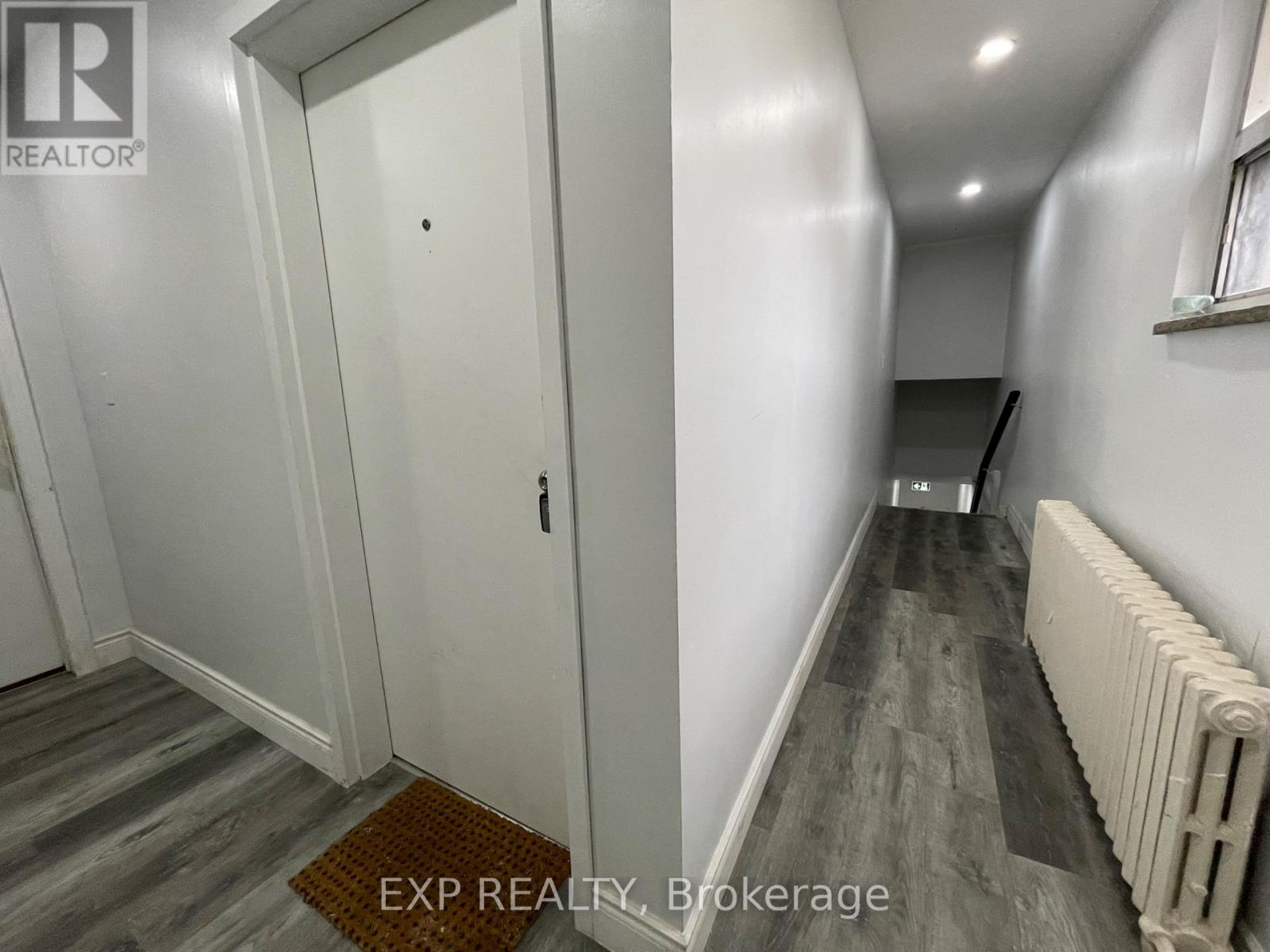 1 - 259 Lakeshore Road E, Mississauga, Ontario  L5G 1G8 - Photo 17 - W12940226