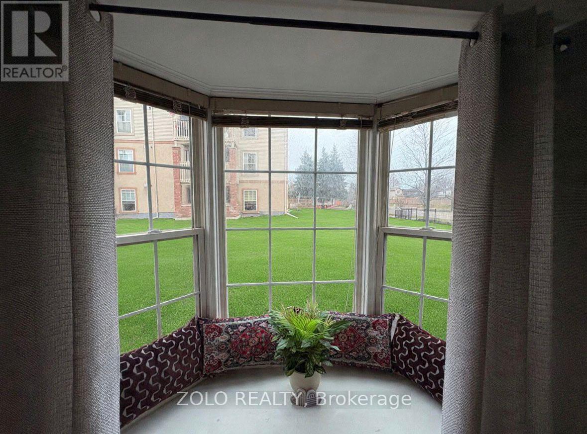 111 - 4003 Kilmer Drive, Burlington, Ontario  L7M 4M1 - Photo 10 - W12940238