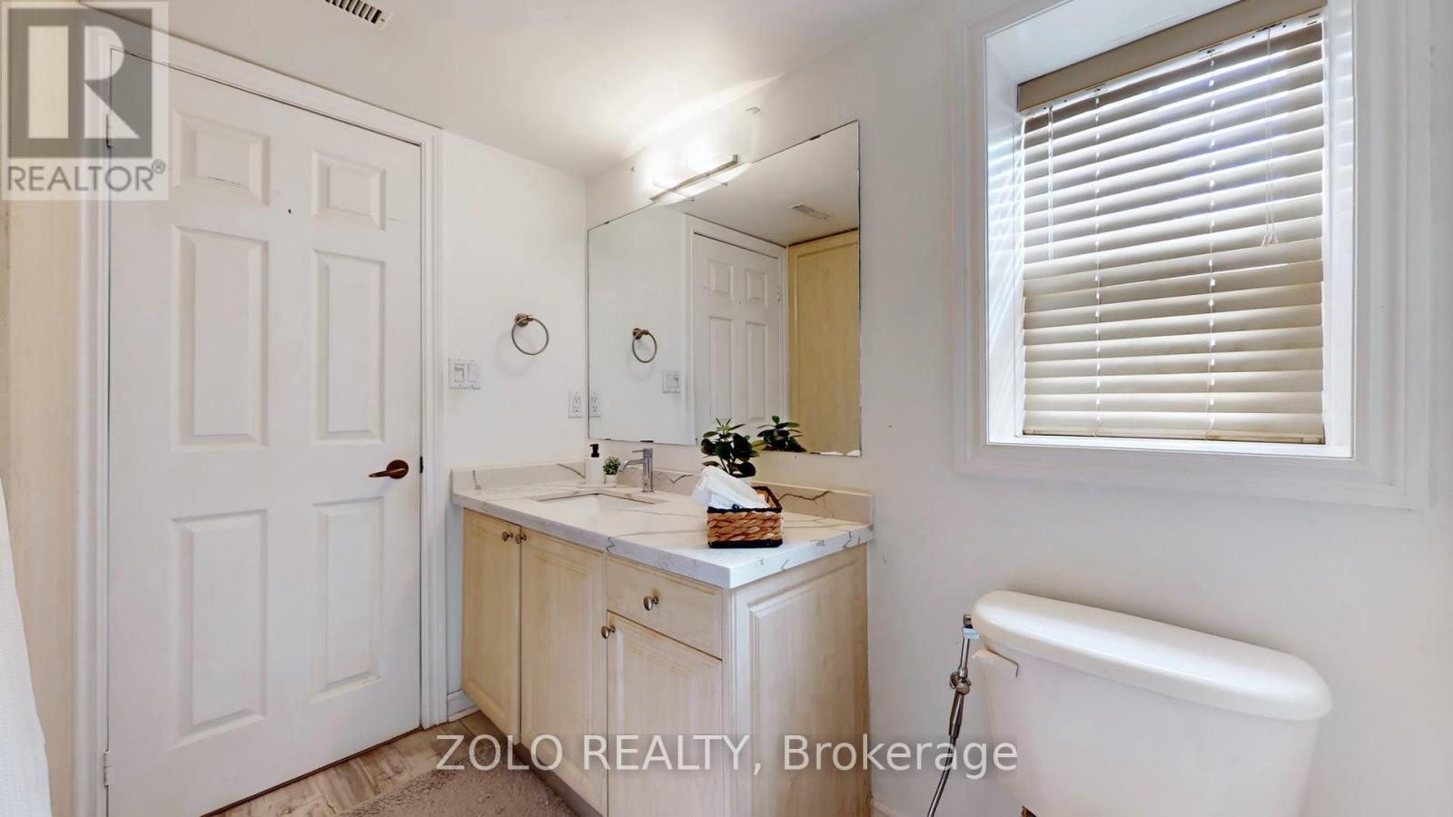 111 - 4003 Kilmer Drive, Burlington, Ontario  L7M 4M1 - Photo 13 - W12940238