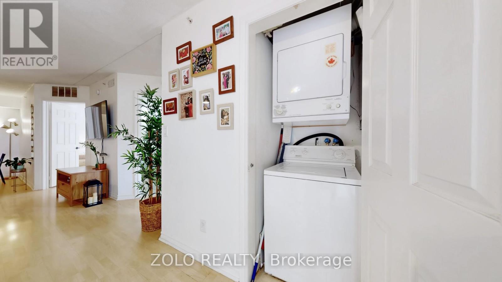 111 - 4003 Kilmer Drive, Burlington, Ontario  L7M 4M1 - Photo 18 - W12940238