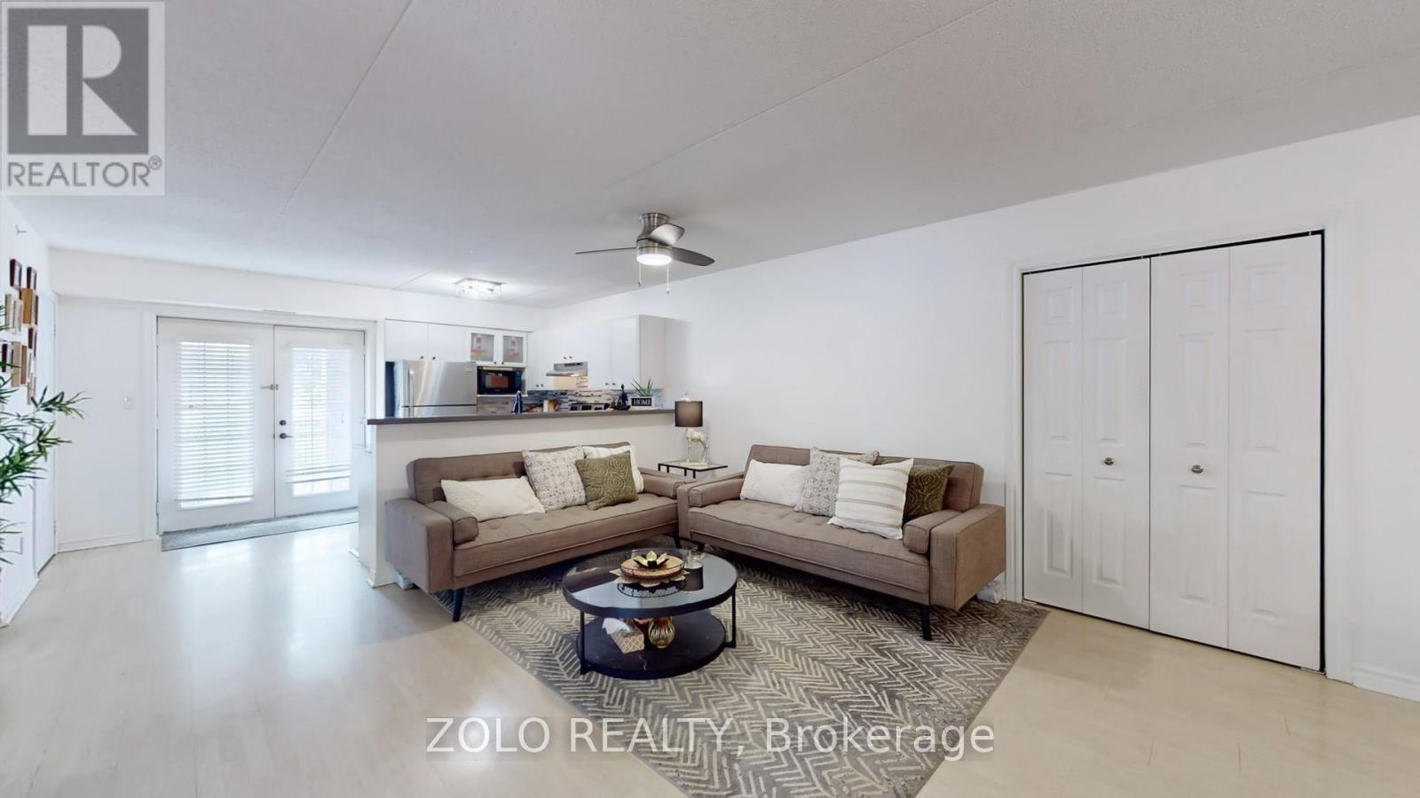 111 - 4003 Kilmer Drive, Burlington, Ontario  L7M 4M1 - Photo 3 - W12940238