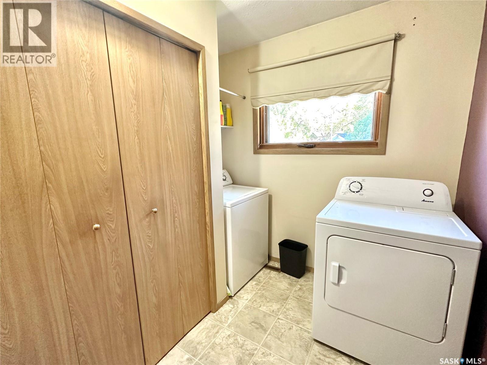 1222 96th Street, North Battleford, Saskatchewan  S9A 0H1 - Photo 10 - SK031727