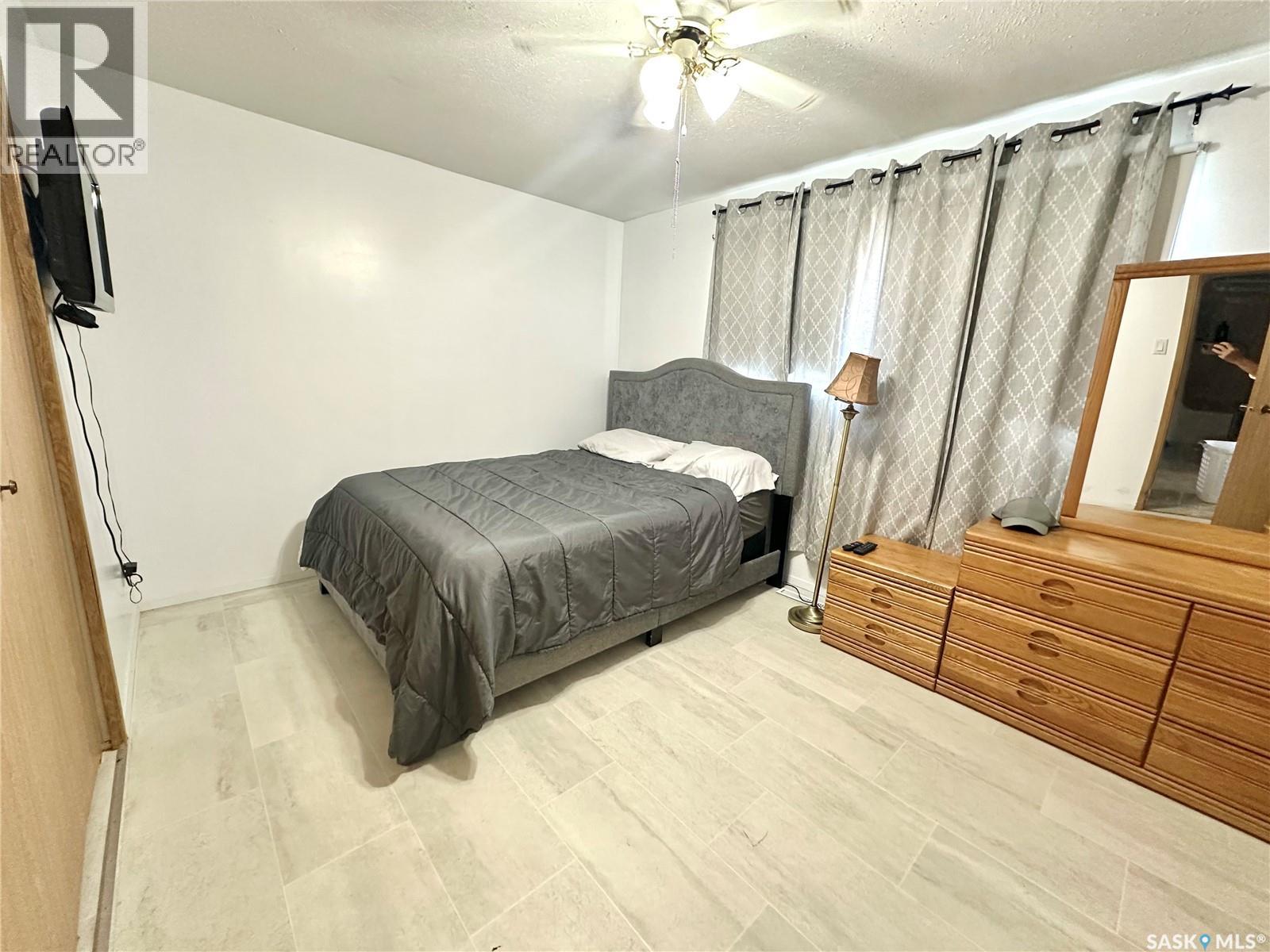 1222 96th Street, North Battleford, Saskatchewan  S9A 0H1 - Photo 9 - SK031727