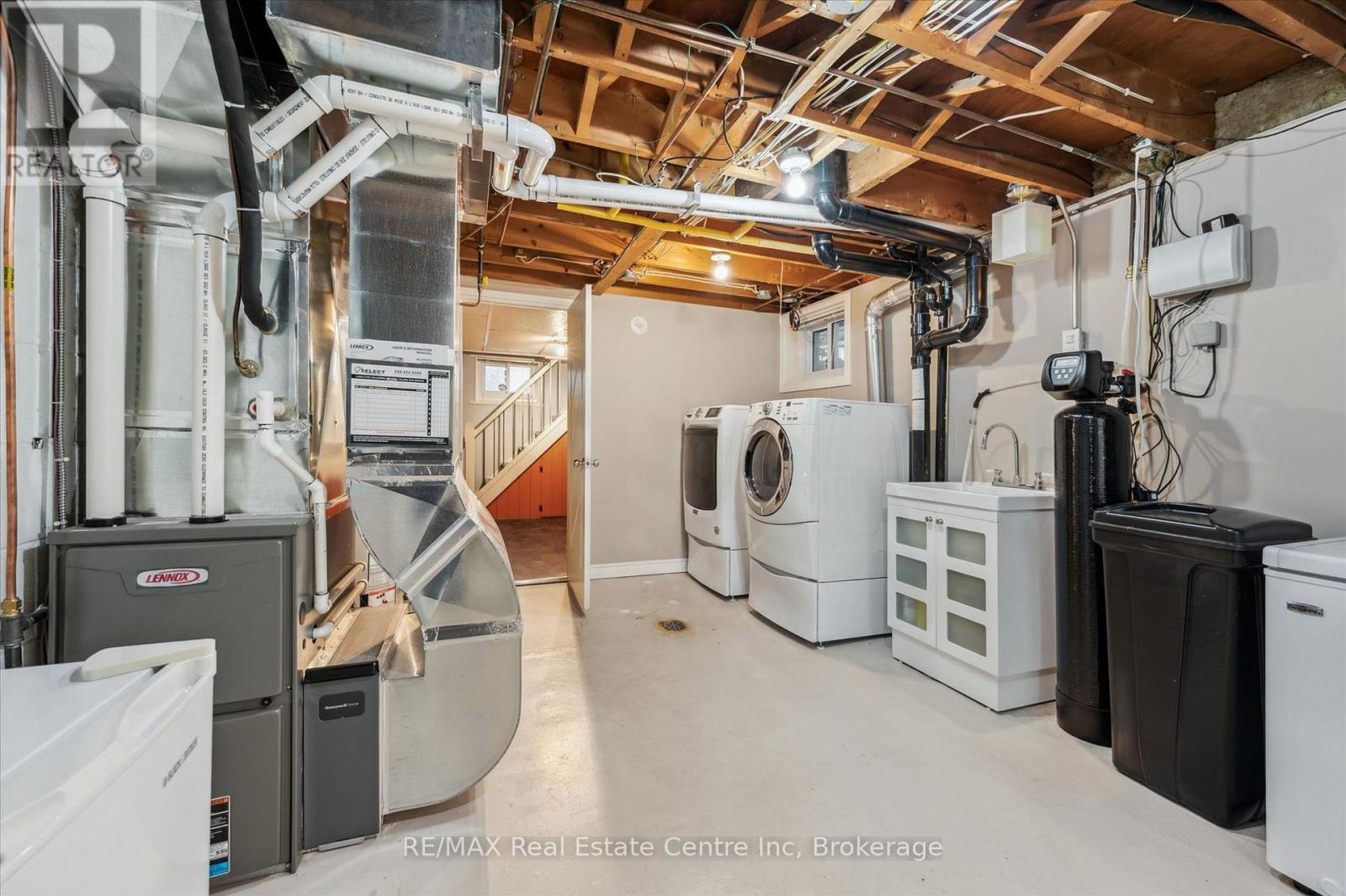 756 Cambridge Street, Woodstock, Ontario  N4S 4V6 - Photo 30 - X12936314