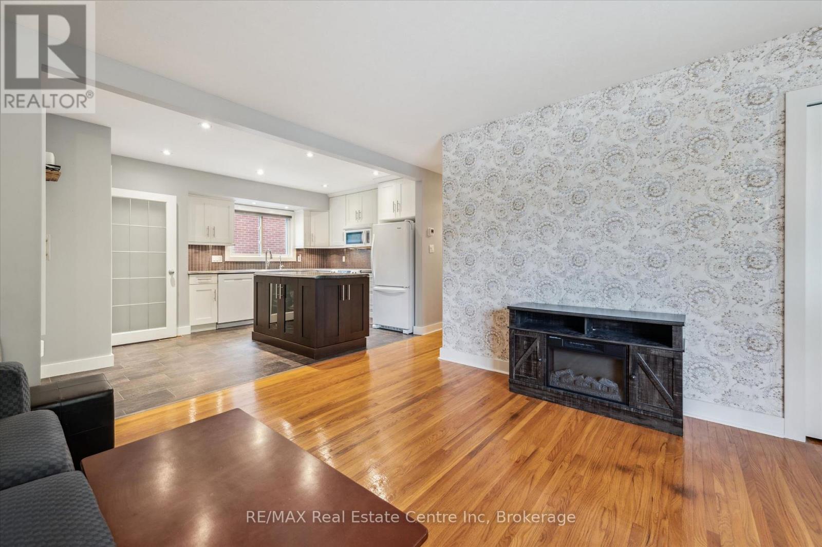 756 Cambridge Street, Woodstock, Ontario  N4S 4V6 - Photo 9 - X12936314