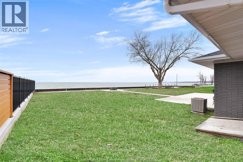 208 Robson Road, Leamington, Ontario  N8H 5R2 - Photo 33 - 26006646