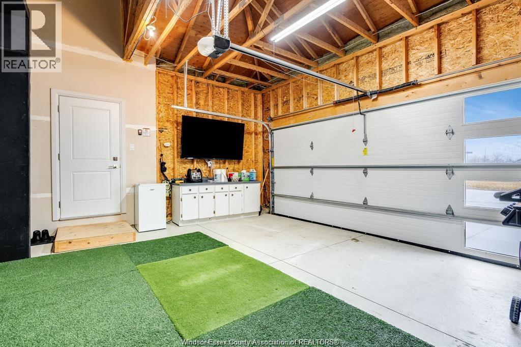 241 Robinson Avenue, Essex, Ontario  N8M 0A8 - Photo 38 - 26006643