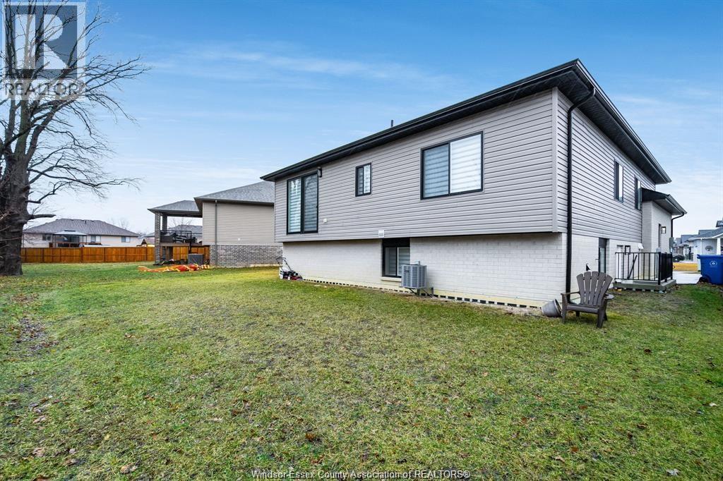 241 Robinson Avenue, Essex, Ontario  N8M 0A8 - Photo 42 - 26006643