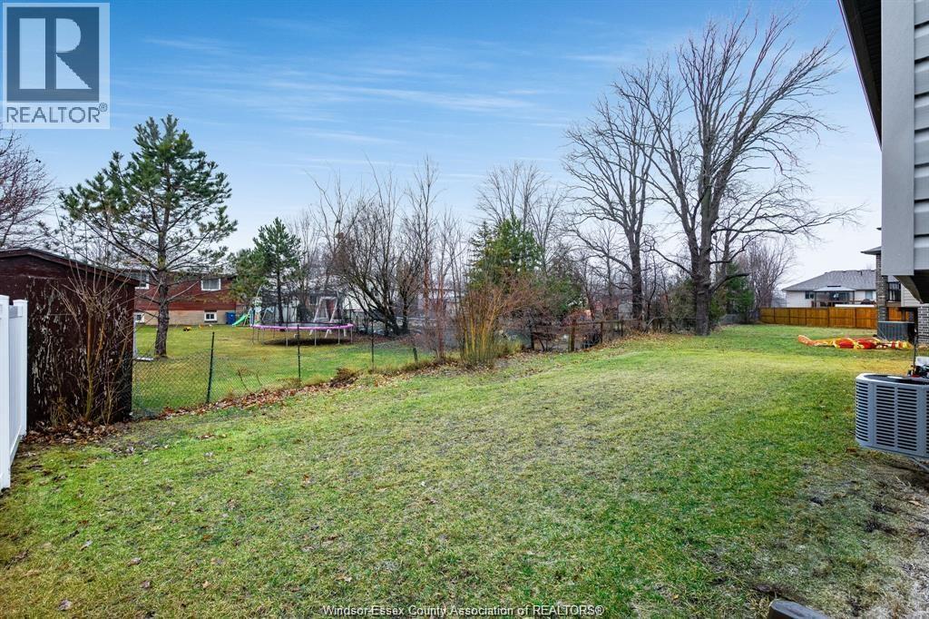 241 Robinson Avenue, Essex, Ontario  N8M 0A8 - Photo 43 - 26006643