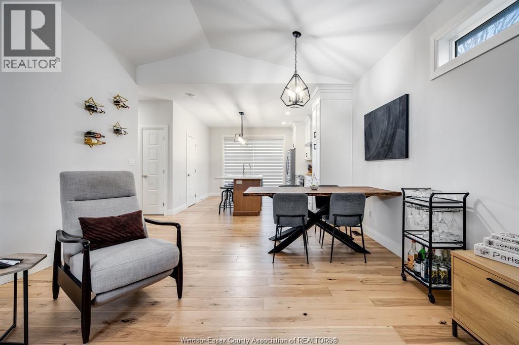 241 Robinson Avenue, Essex, Ontario  N8M 0A8 - Photo 8 - 26006643