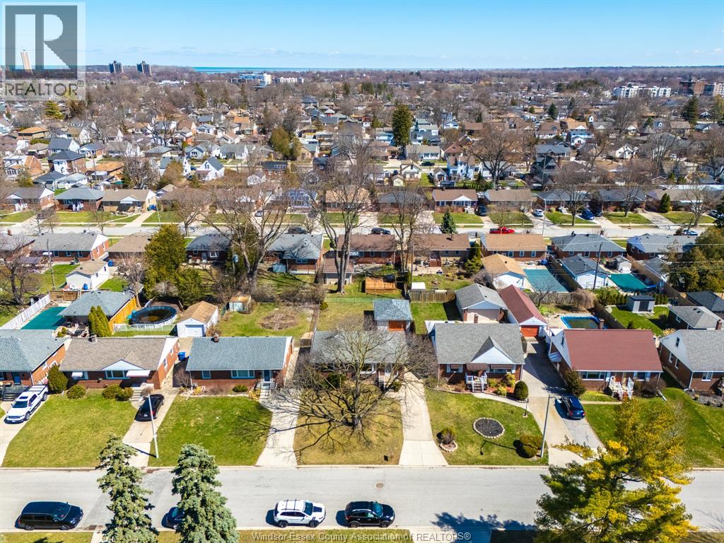 1024 Isabelle Place, Windsor, Ontario  N8S 3B2 - Photo 10 - 26006631