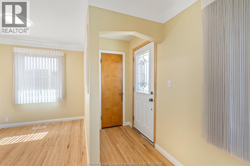 1024 Isabelle Place, Windsor, Ontario  N8S 3B2 - Photo 13 - 26006631