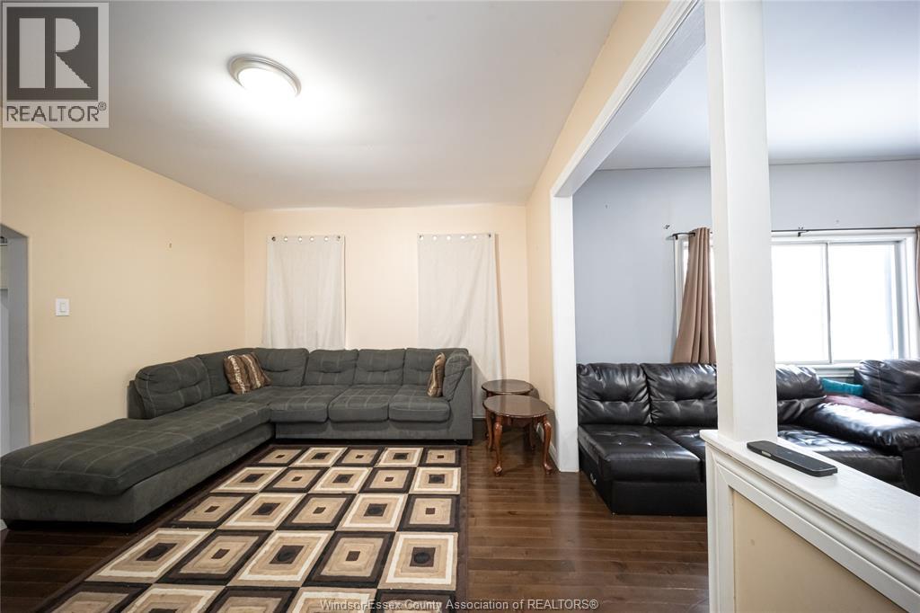 894 University Avenue, Windsor, Ontario N9A 2Z9 - Photo 16 - 26006629