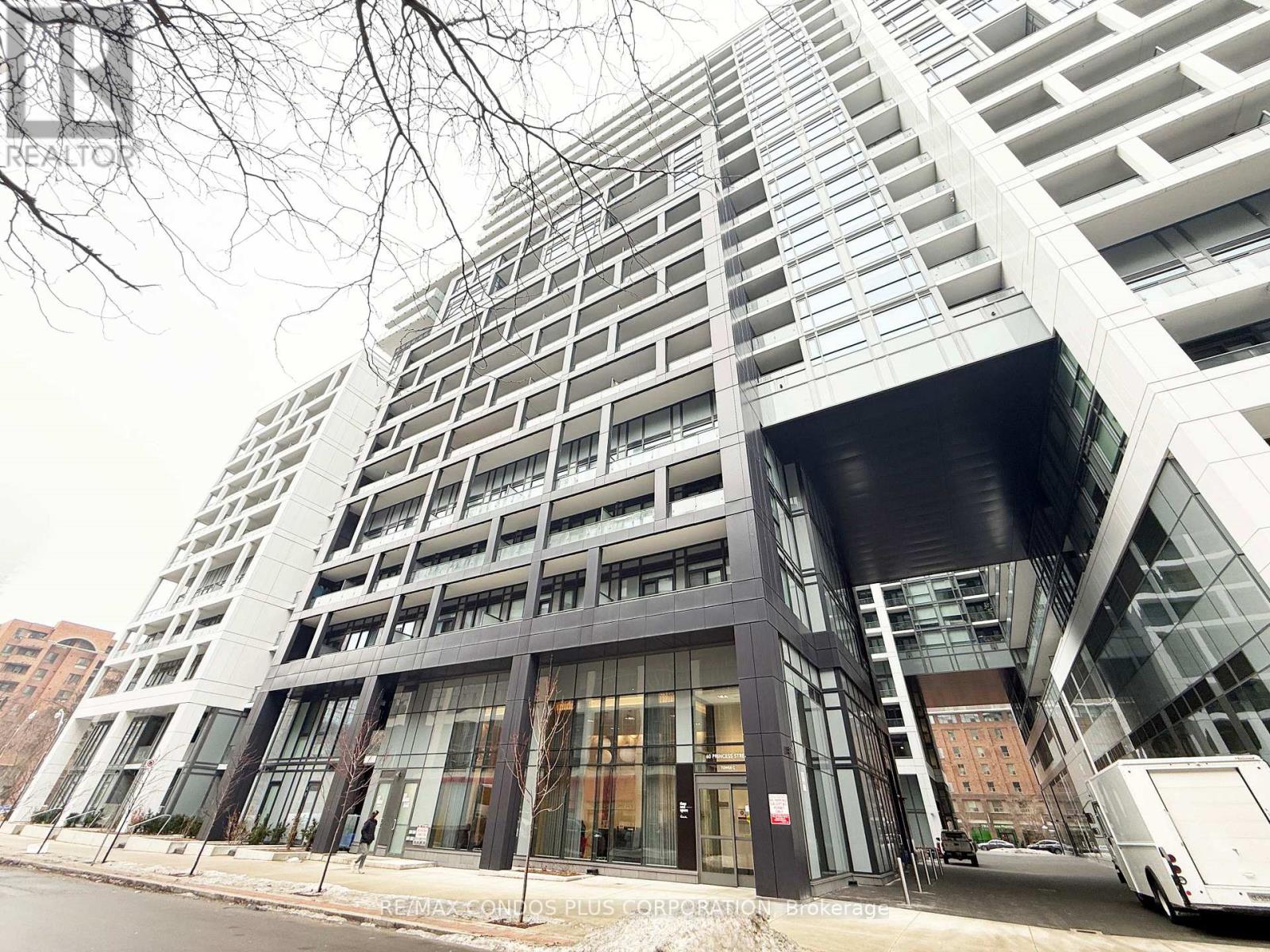 1113 - 60 Princess Street, Toronto, Ontario  M5A 2C7 - Photo 2 - C12868378