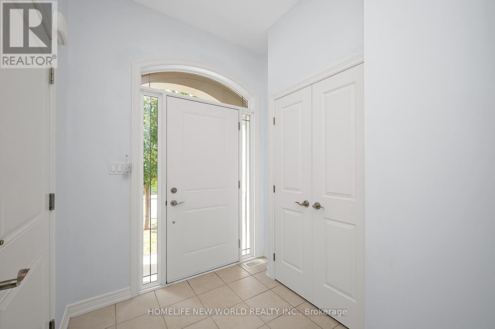 79 Sonoma Valley Crescent, Hamilton, Ontario  L9B 0J3 - Photo 3 - X12940160