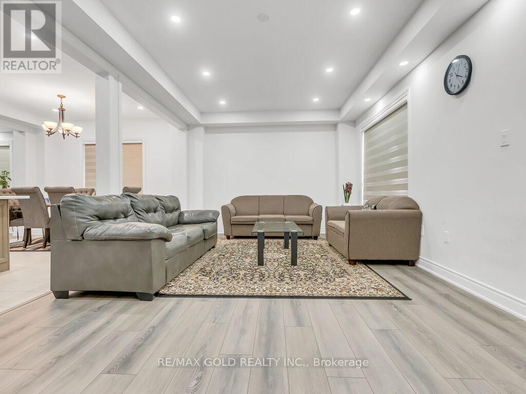 63 Bloomfield Crescent, Cambridge, Ontario  N1R 5S2 - Photo 9 - X12940206