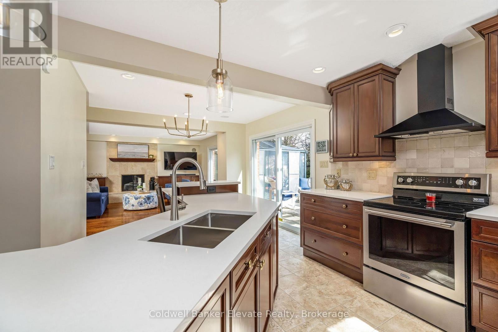 18 Handorf Drive, Cambridge, Ontario  N3C 3Y2 - Photo 15 - X12940212