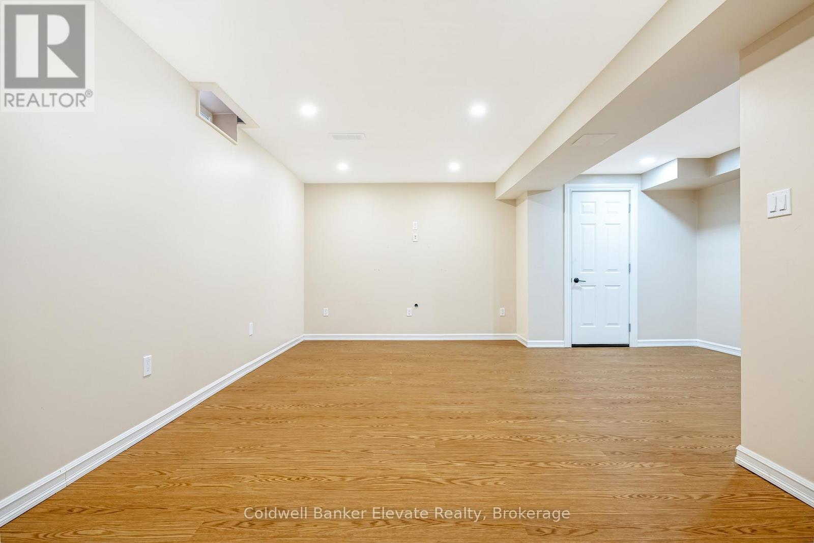 18 Handorf Drive, Cambridge, Ontario  N3C 3Y2 - Photo 37 - X12940212