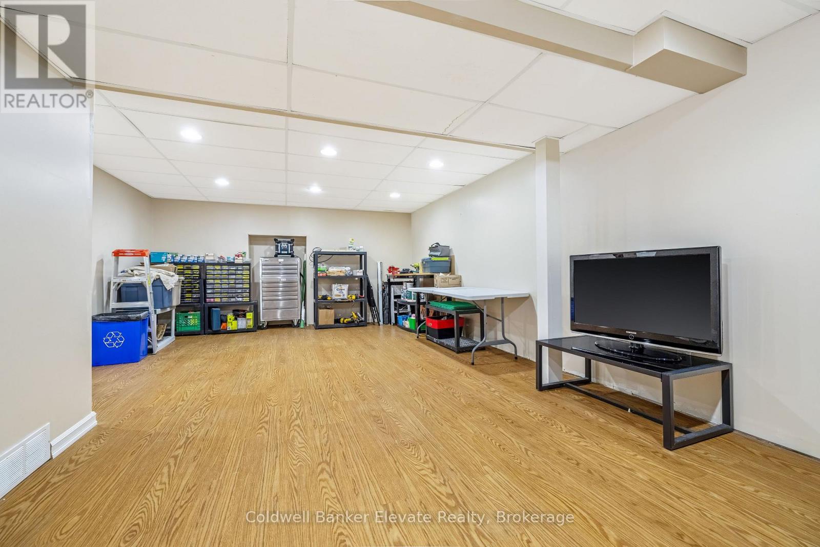 18 Handorf Drive, Cambridge, Ontario  N3C 3Y2 - Photo 38 - X12940212