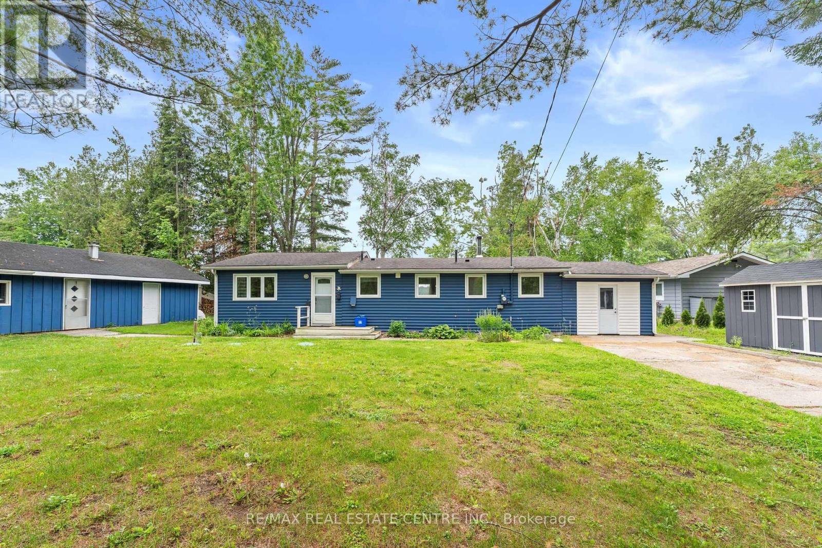 3012 Greenwood Lane, Selwyn, Ontario  K0L 2H0 - Photo 5 - X12940214