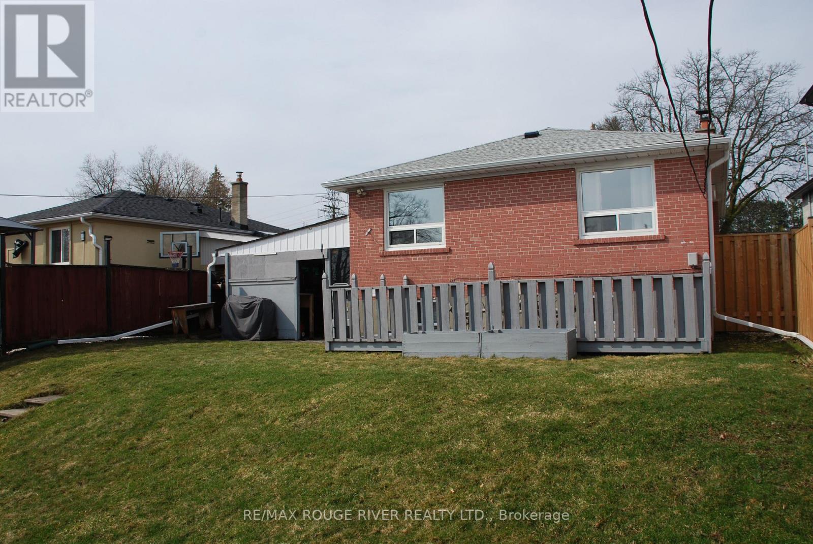 116 Lord Roberts Drive, Toronto, Ontario  M1K 3W8 - Photo 21 - E12938056