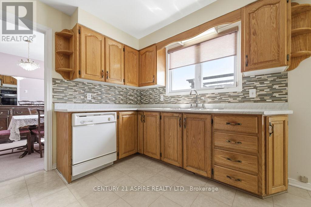 631 Birch Street, Petawawa, Ontario  K8A 7K7 - Photo 25 - X12940264