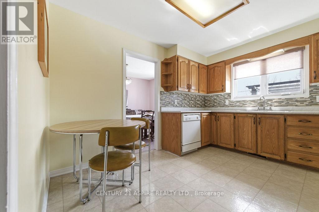 631 Birch Street, Petawawa, Ontario  K8A 7K7 - Photo 24 - X12940264