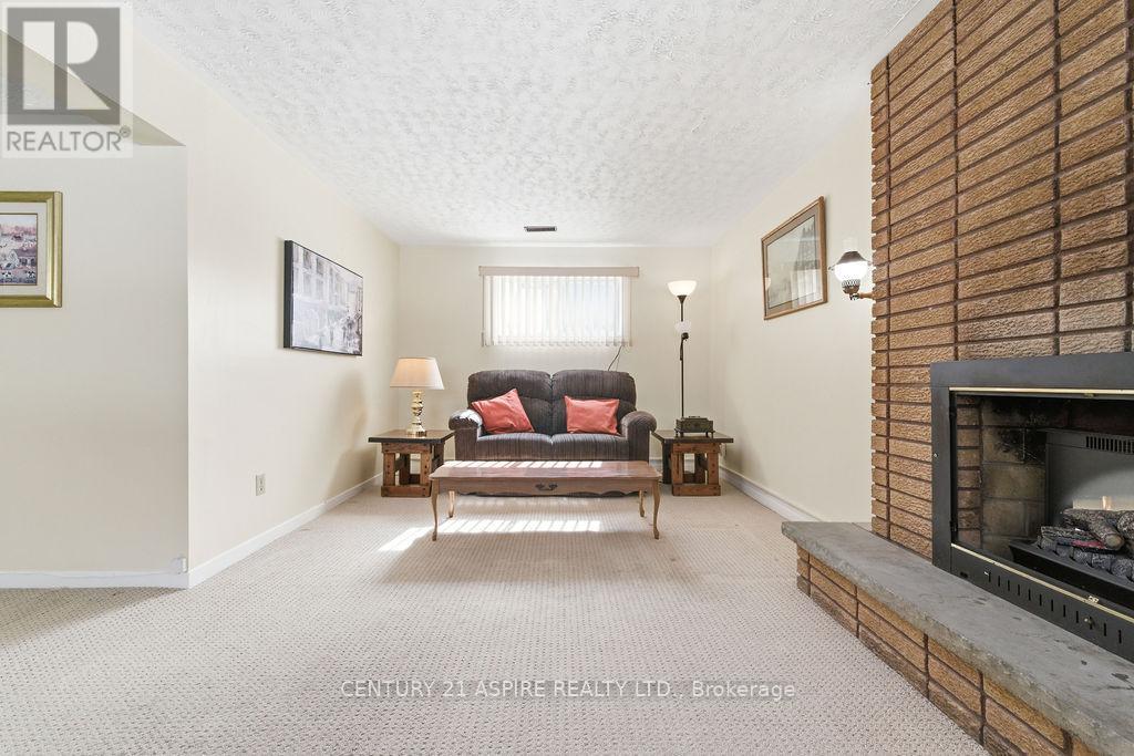 631 Birch Street, Petawawa, Ontario  K8A 7K7 - Photo 38 - X12940264